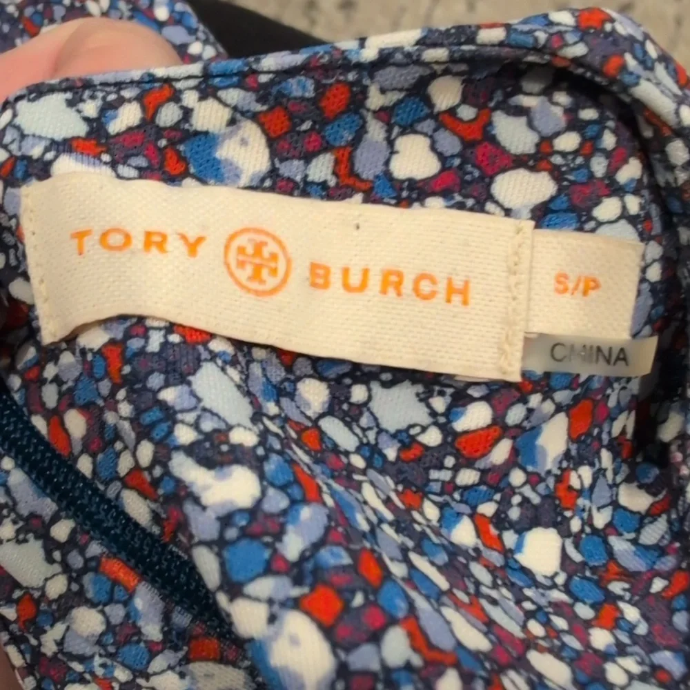 Tory Burch Carlotte Wildflower-Print Long-Sleeve Dress - Picture 4 of 8